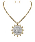 Derby Day Necklace