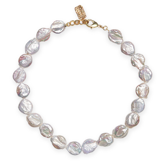 Large flat pearl collar necklace