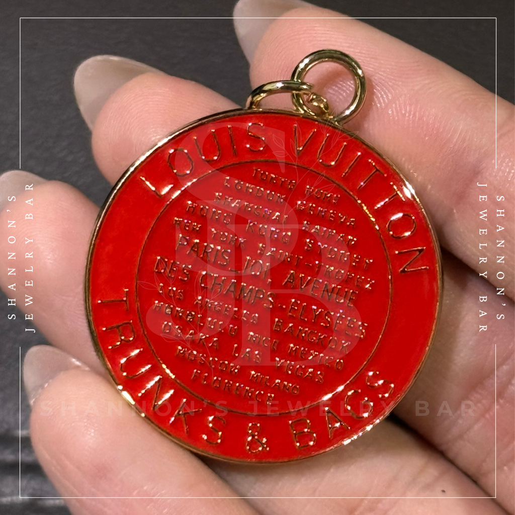 Louis Vuitton Charm Zipper Pull LV Enamel Trunks & Bags Tag